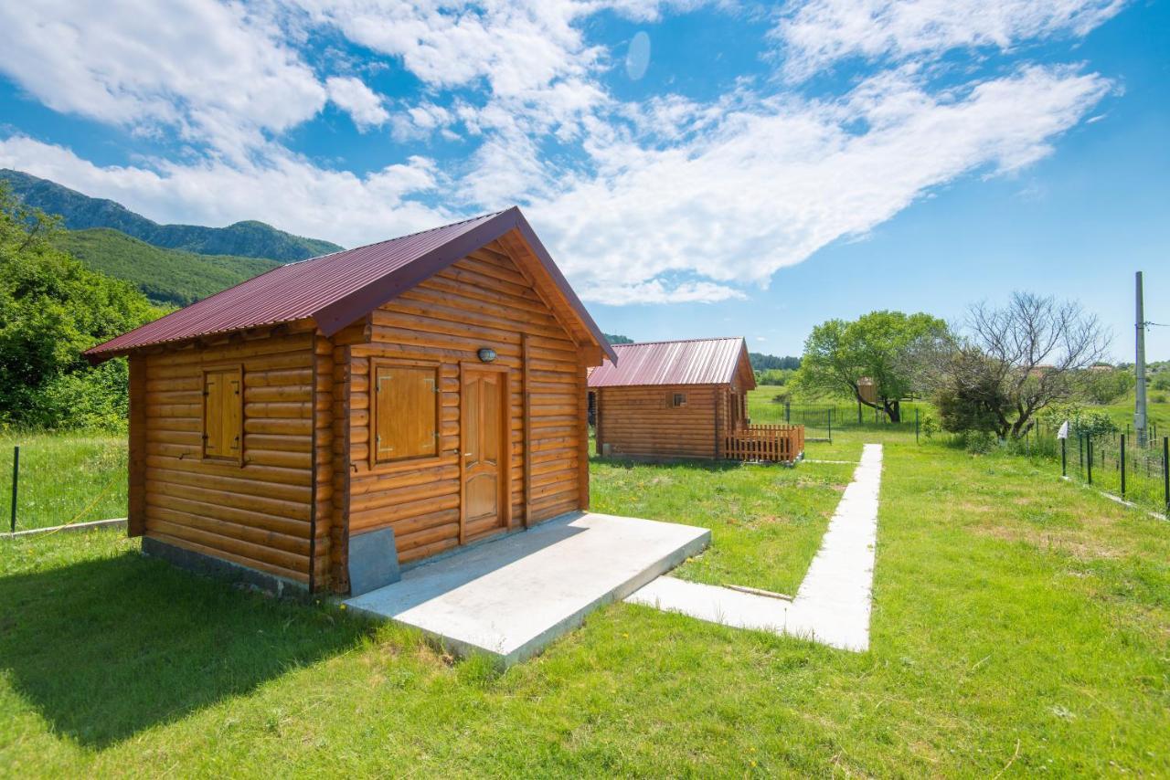 Lovcen Mountain Cottages Njegusi Kültér fotó