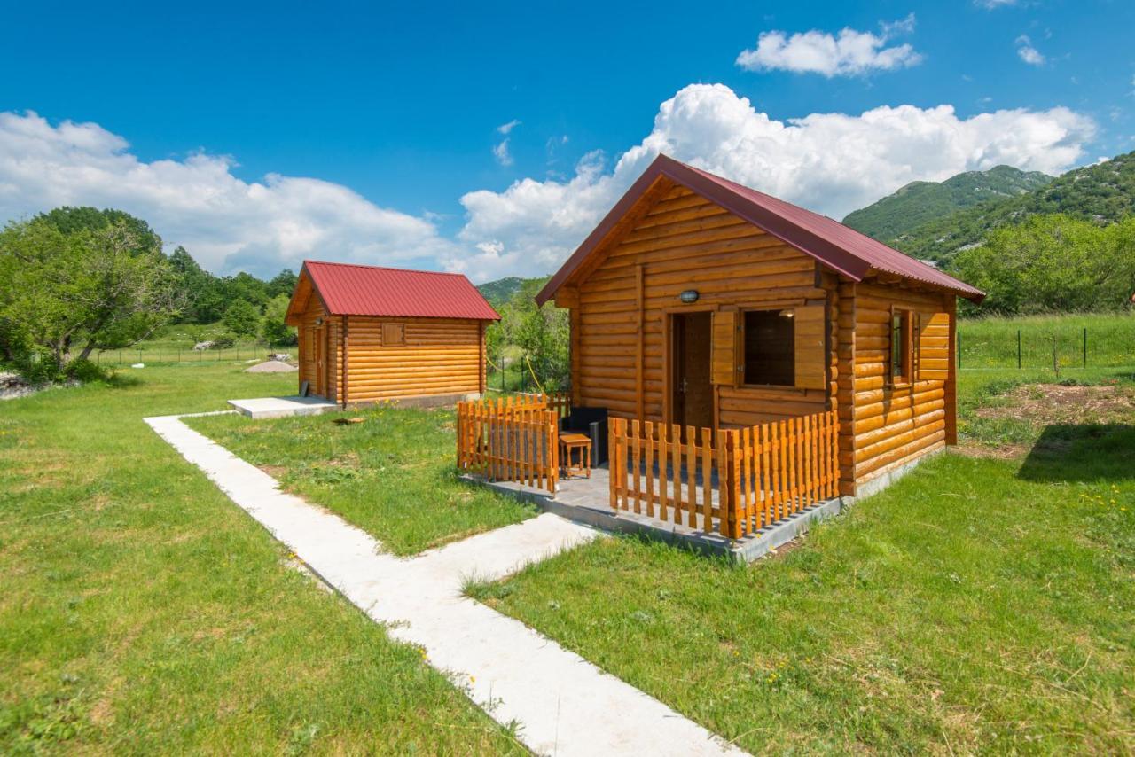 Lovcen Mountain Cottages Njegusi Kültér fotó