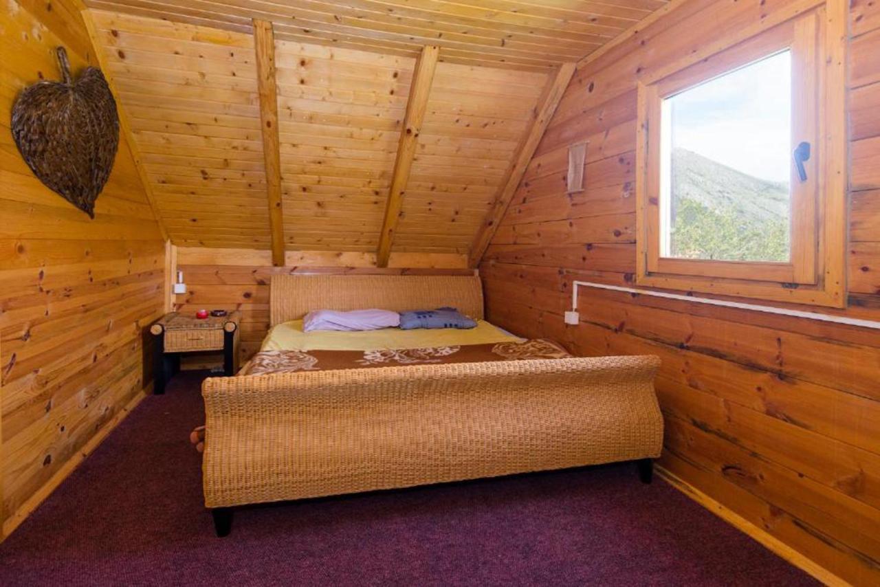 Lovcen Mountain Cottages Njegusi Kültér fotó