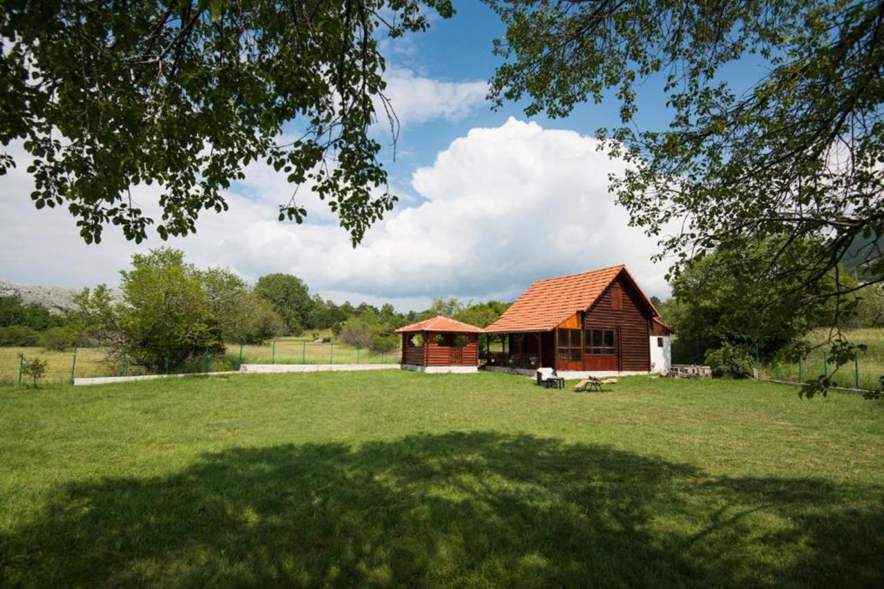 Lovcen Mountain Cottages Njegusi Kültér fotó